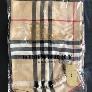Burberry designer scarf